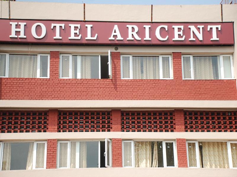 Hotel Aricent Chandīgarh Buitenkant foto