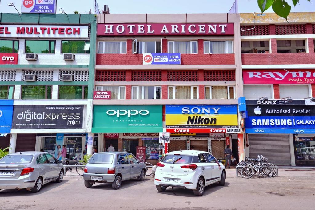 Hotel Aricent Chandīgarh Buitenkant foto